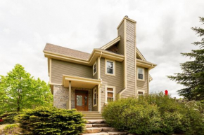 Mont Tremblant Bliss - Luxury Ski-Golf Retreat by Instant Suites
